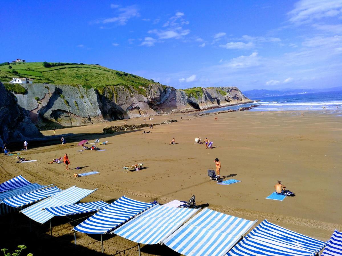 Apartamento Costa II Con Parking Exterior Comunitario Zumaia Kültér fotó